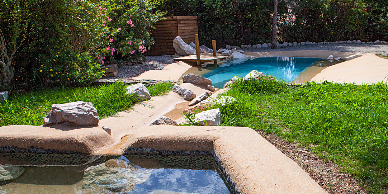 piscine-bassin-baignade-naturel-location-vacances/piscine-bassin-baignade-naturel-location-vacances-12