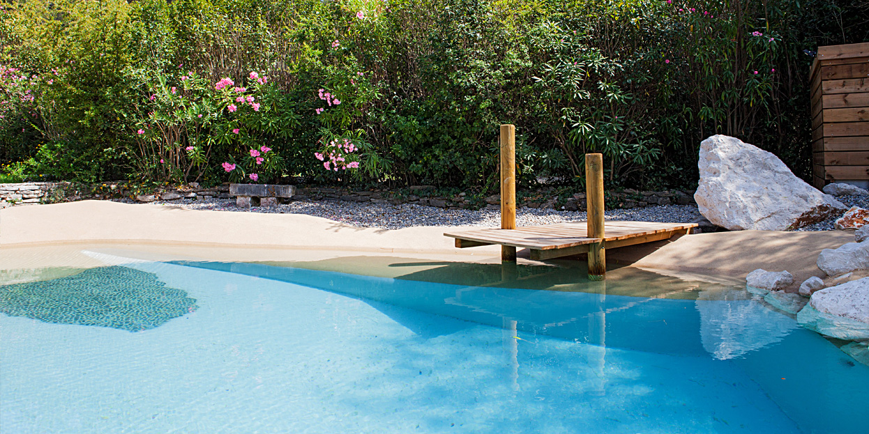 piscine-bassin-baignade-naturel-location-vacances/piscine-bassin-baignade-naturel-location-vacances-6