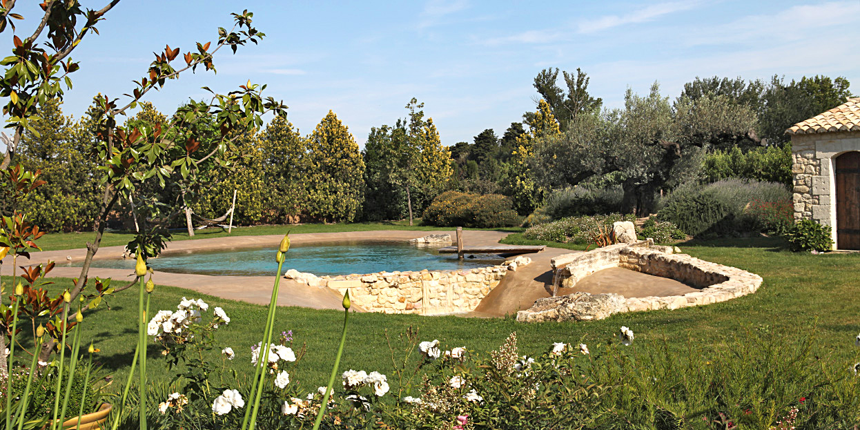 piscine-plan-d-eau-naturel/piscine-plan-d-eau-naturel-2